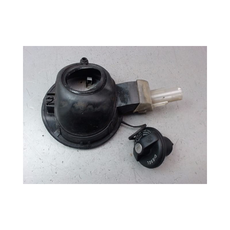 VOLET DE TRAPPE CARBURANT CITROEN NEMO COMBI 2008-...