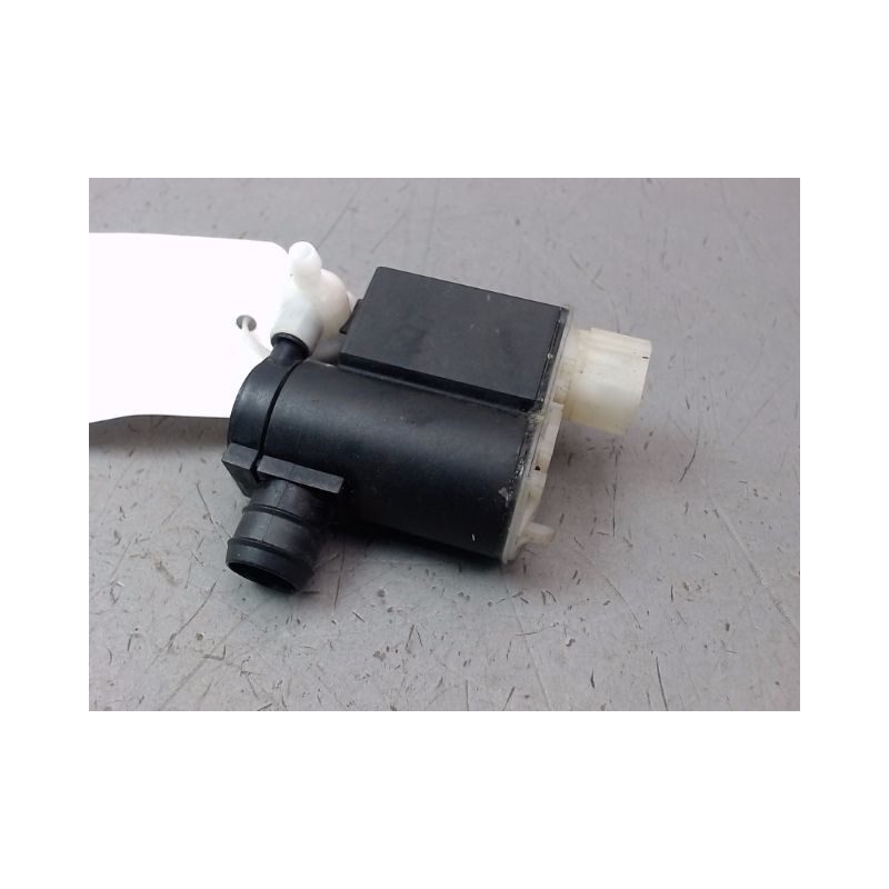 POMPE LAVE-GLACE AVANT KIA CEE D I Phase 1 2007-2009