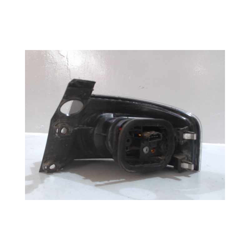 FEU ARRIERE GAUCHE  SEAT IBIZA 2002-2006