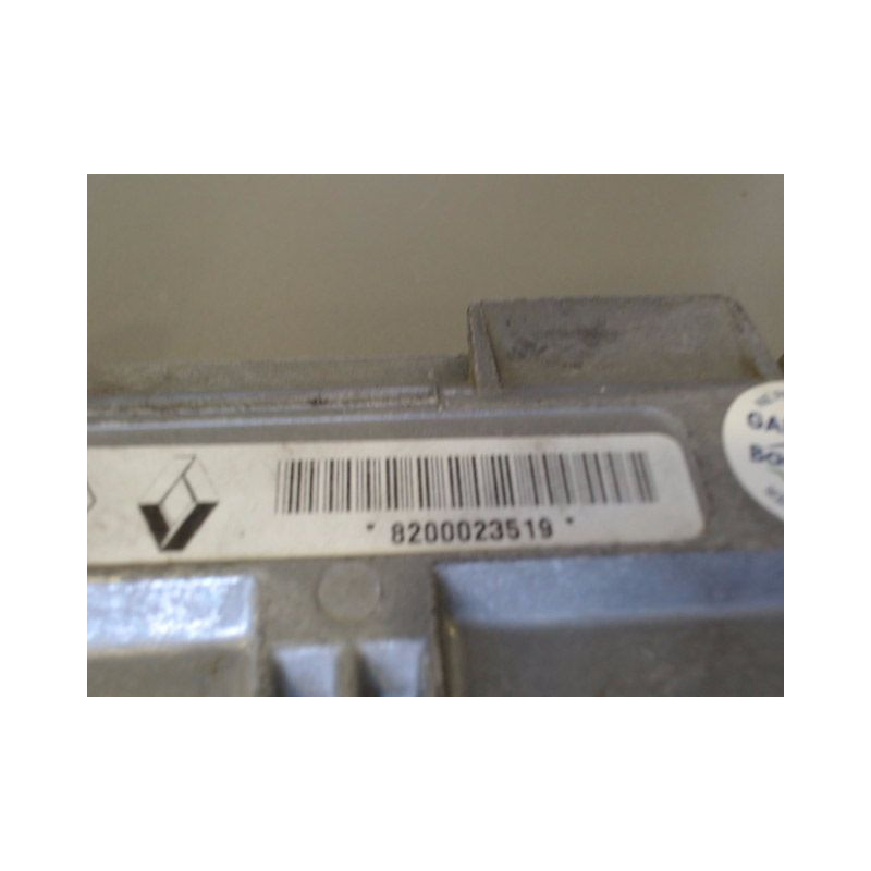 CALCULATEUR MOTEUR RENAULT TWINGO