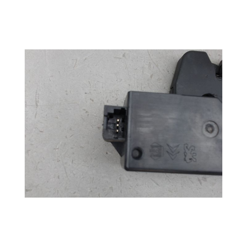 SERRURE COFFRE ARRIERE PEUGEOT 407