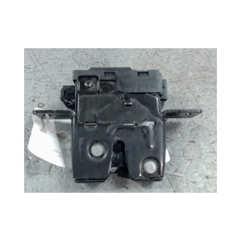 SERRURE HAYON  RENAULT CLIO III 2010-