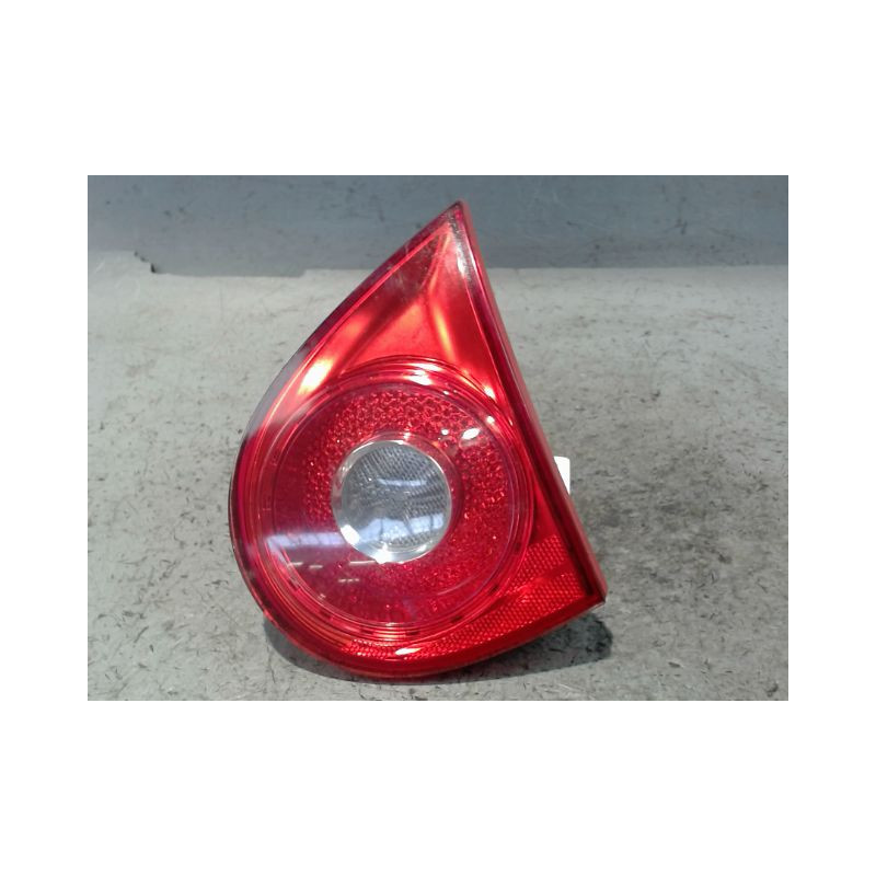 FEU ARRIERE INTERIEUR DROIT VOLKSWAGEN GOLF V 2003-2009