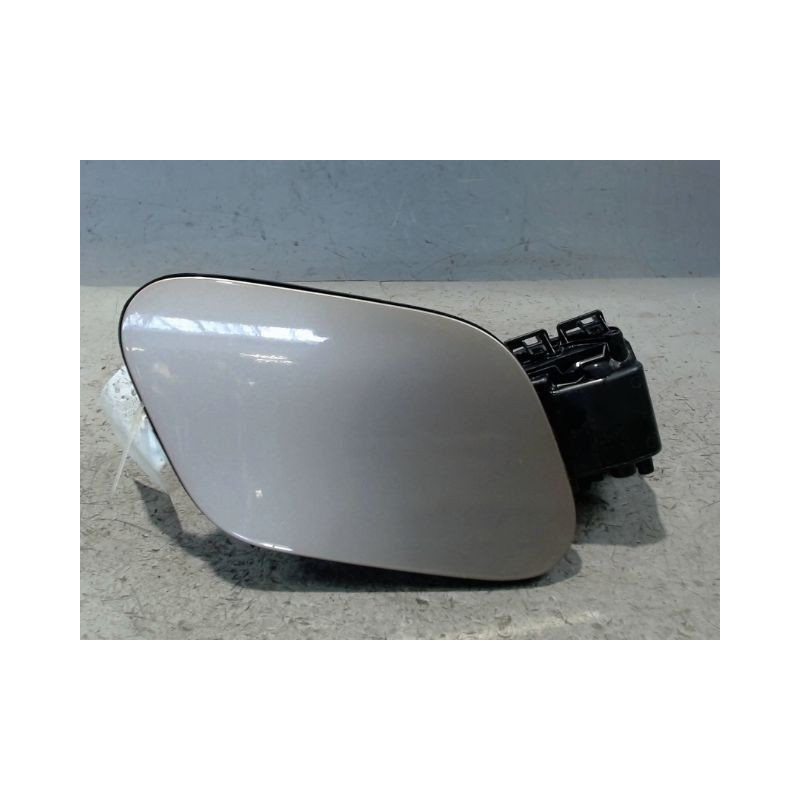 VOLET DE TRAPPE CARBURANT RENAULT SCENIC