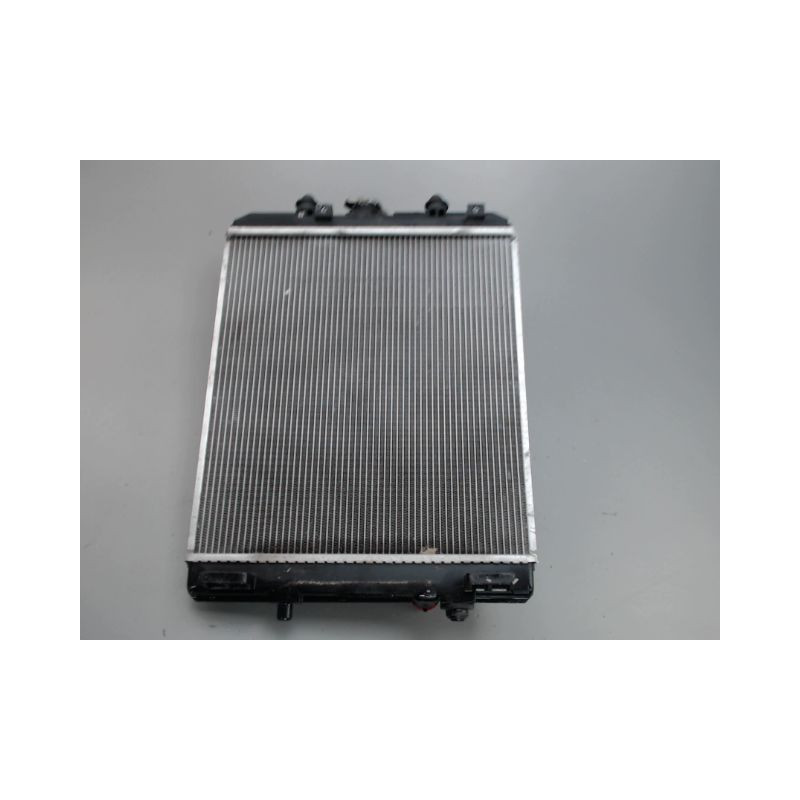 RADIATEUR TOYOTA AYGO