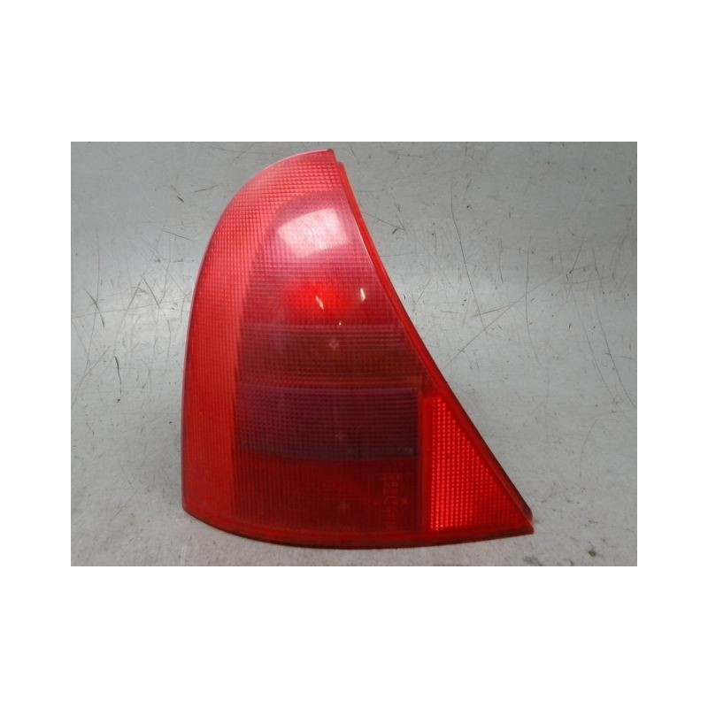 FEU ARRIERE GAUCHE  RENAULT CLIO II PH.1 98-2001