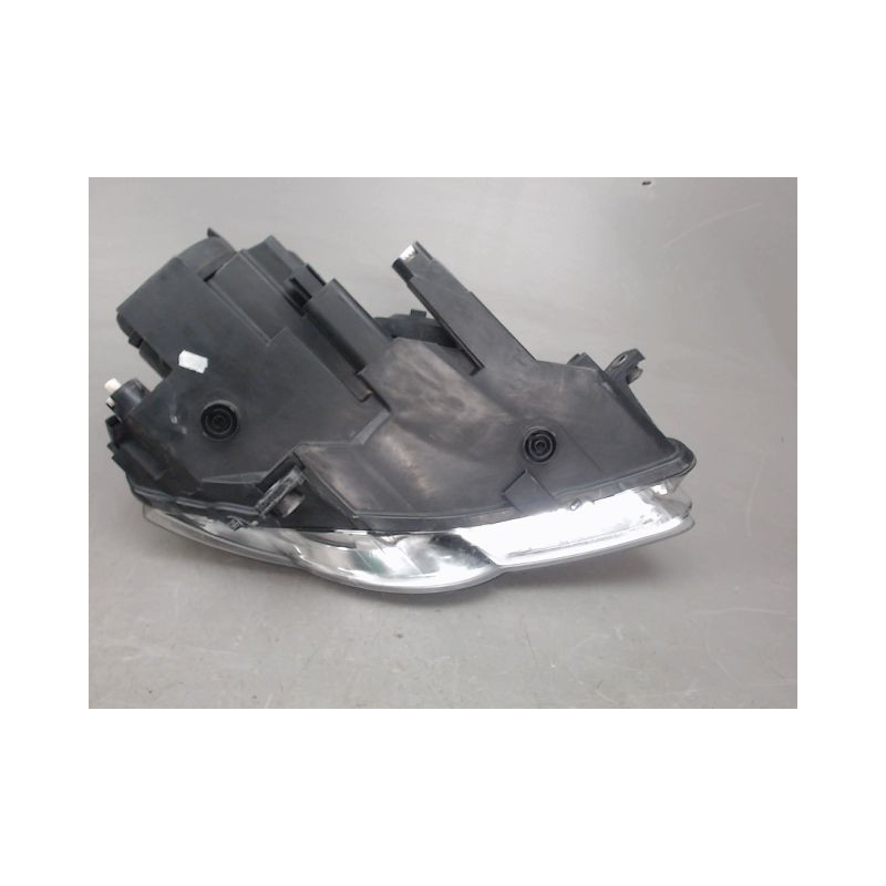 PHARE GAUCHE VOLKSWAGEN PASSAT