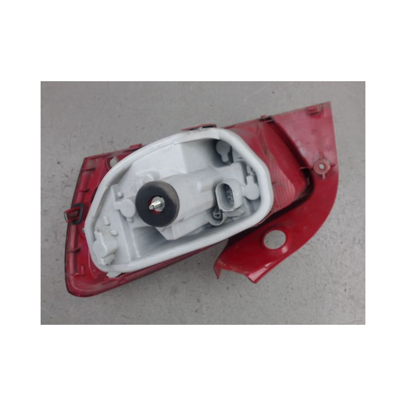 FEU ARRIERE GAUCHE  SEAT IBIZA