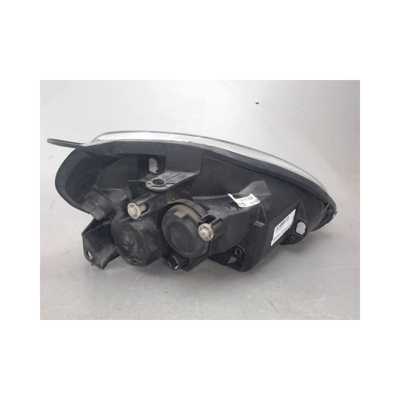 PHARE GAUCHE FIAT PUNTO