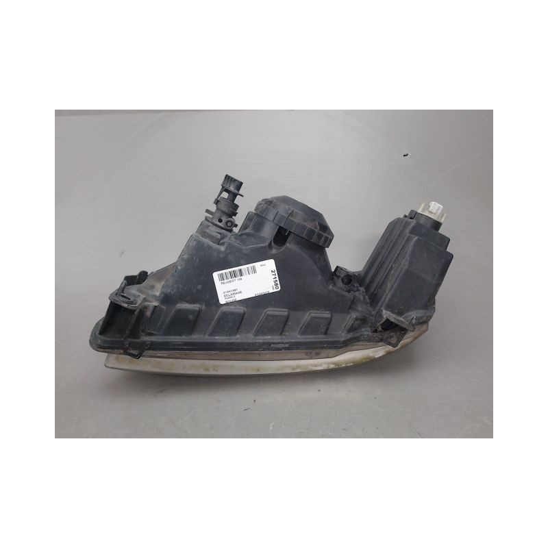 PHARE DROIT PEUGEOT 106