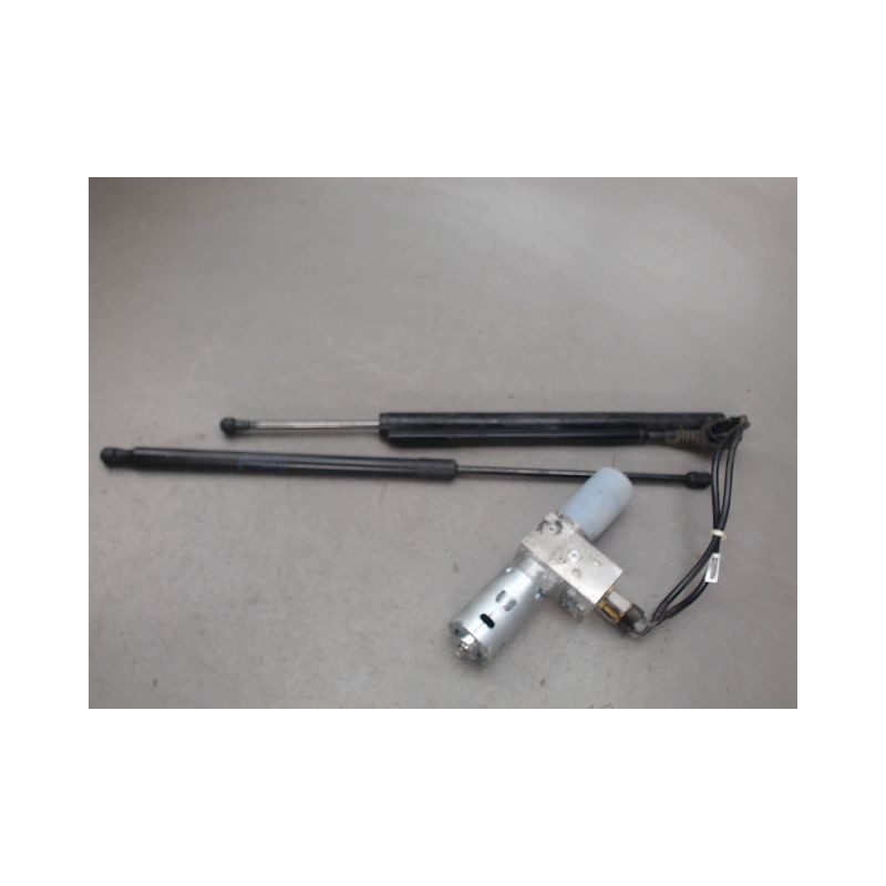 JEU VERINS HAYON OPEL INSIGNIA