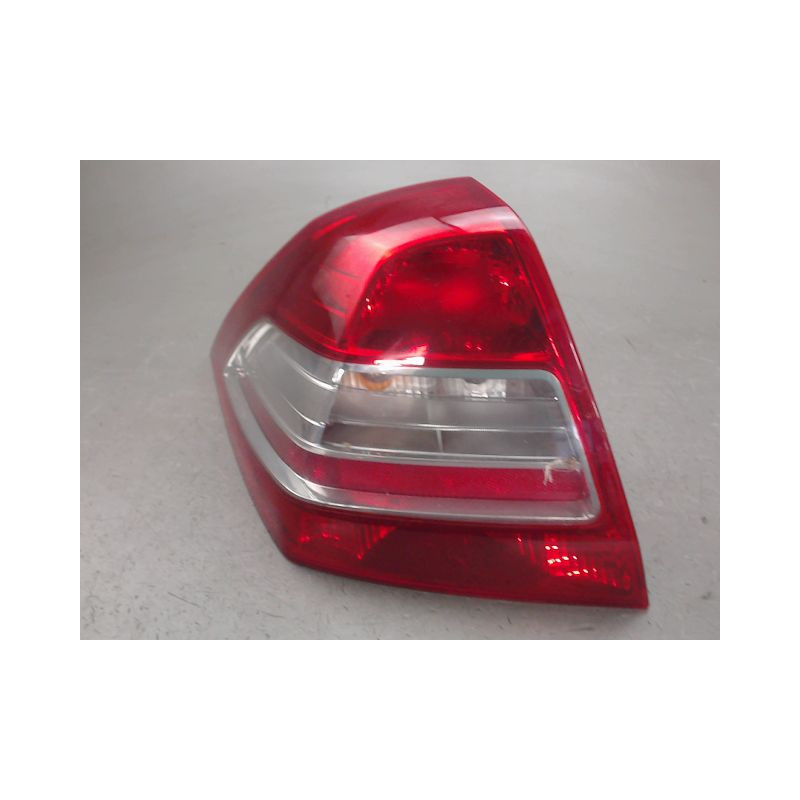 FEU ARRIERE GAUCHE  RENAULT MEGANE