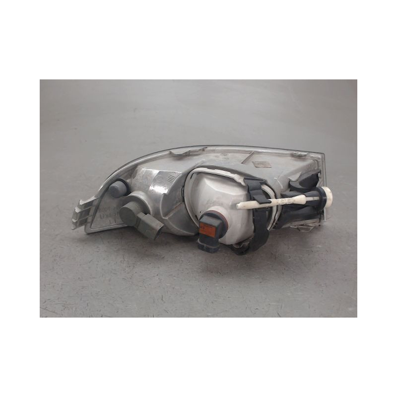 PHARE ANTIBROUILLARD AVANT GAUCHE SKODA OCTAVIA