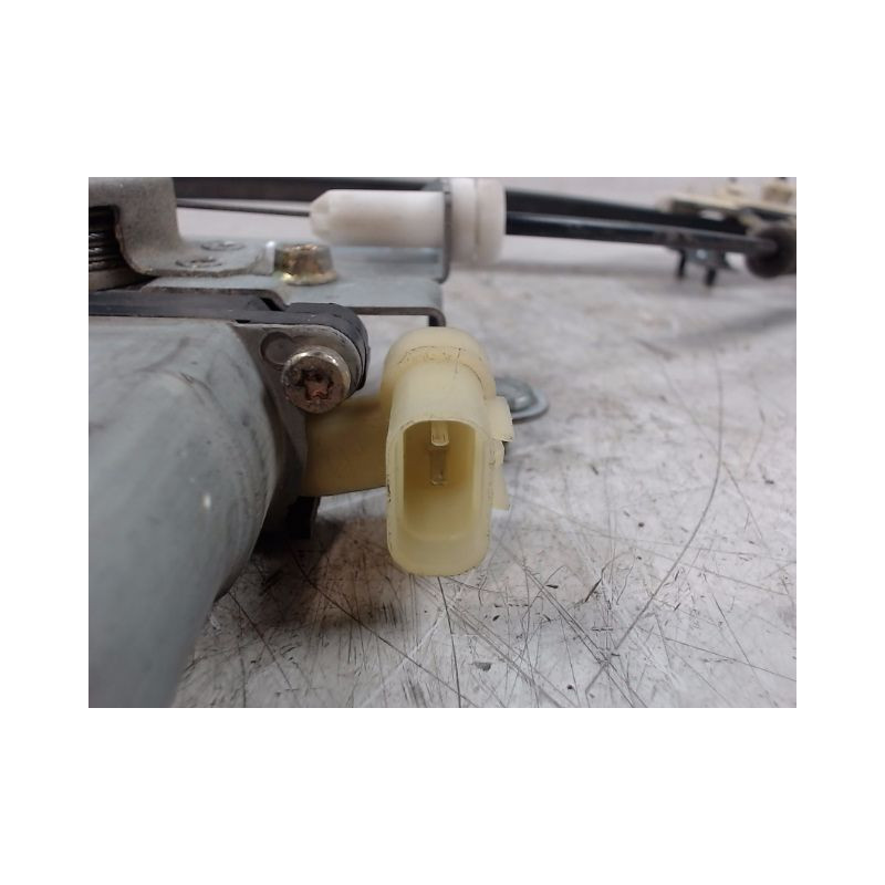 MECANISME+MOTEUR LEVE-GLACE AVANT DROIT KIA PICANTO