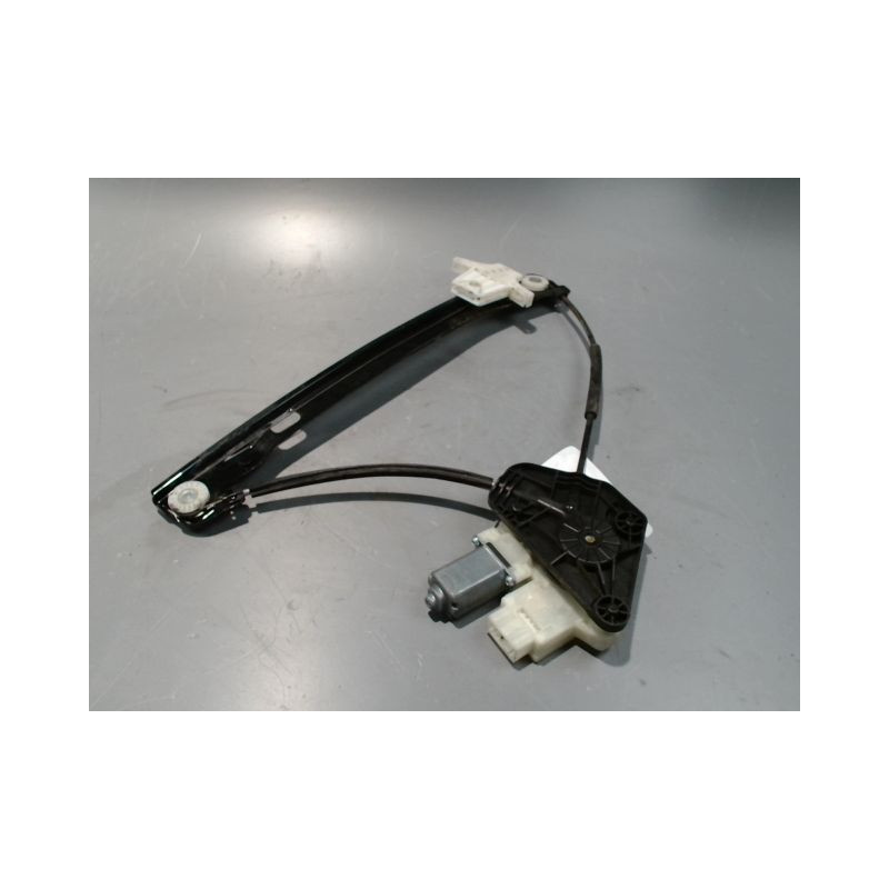 MECANISME+MOTEUR LEVE-GLACE ARRIERE GAUCHE SEAT TOLEDO 2004-