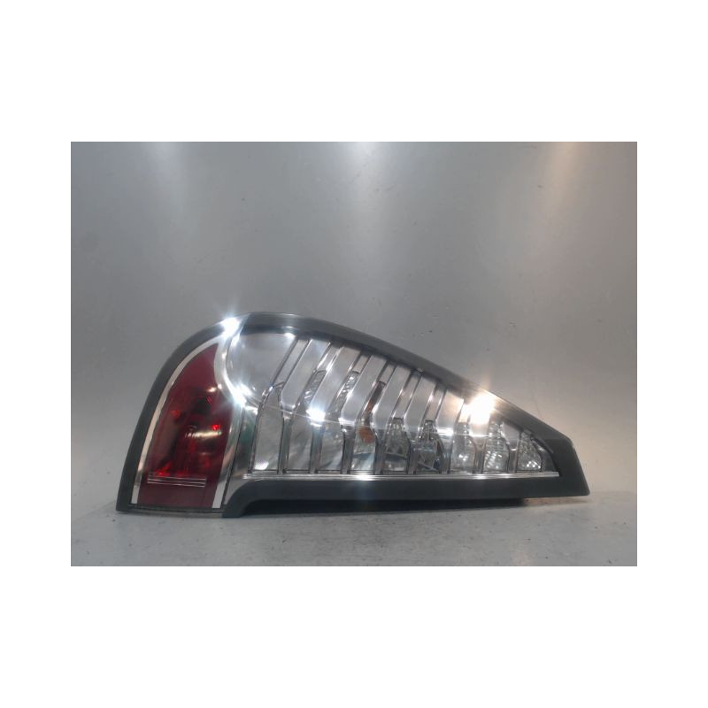 FEU ARRIERE GAUCHE  RENAULT MEGANE