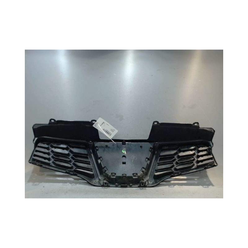 CALANDRE NISSAN QASHQAI