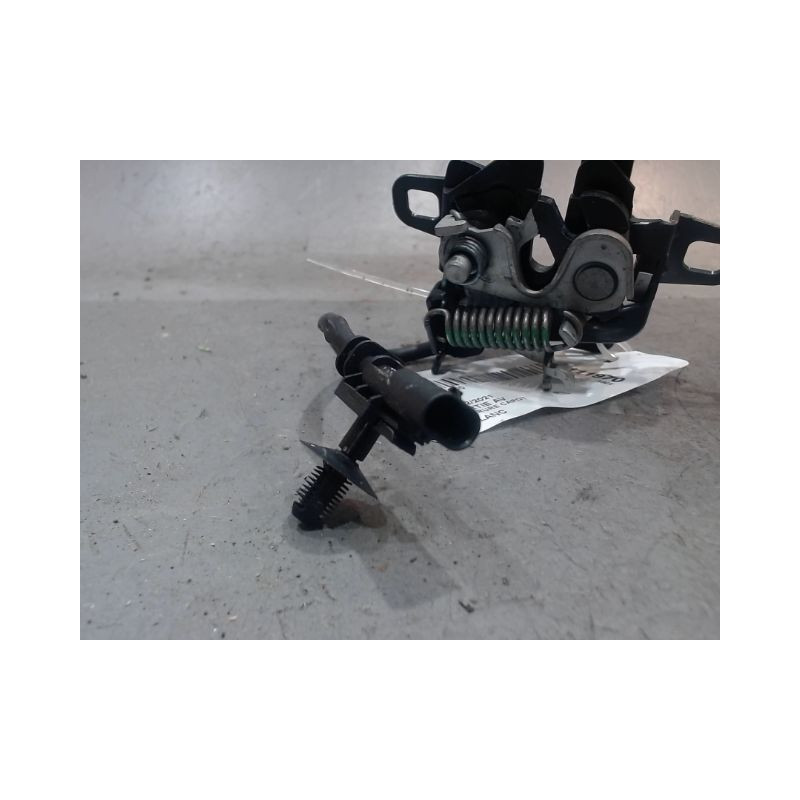 SERRURE CAPOT FIAT 500