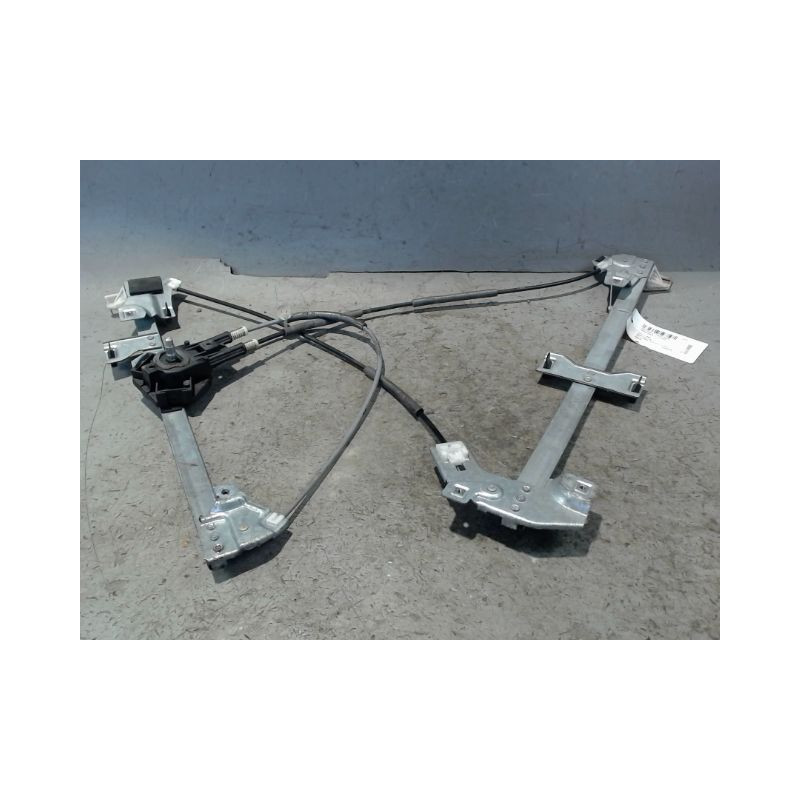 MECANISME LEVE-GLACE AVANT DROIT PEUGEOT PARTNER -2002