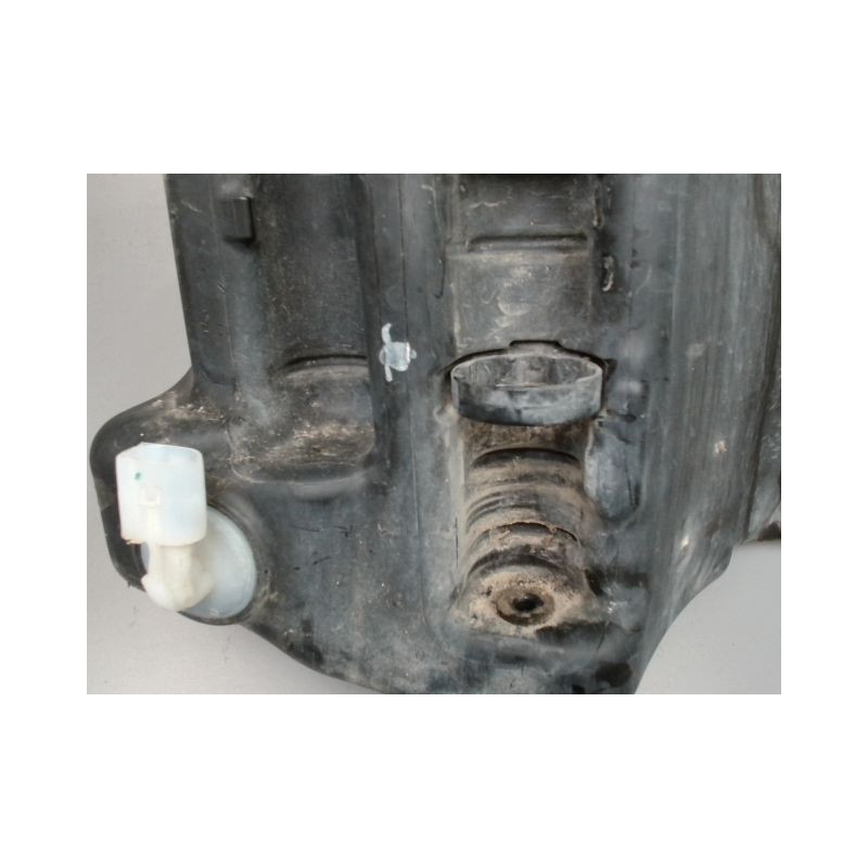 RESERVOIR LAVE-GLACE AVANT MERCEDES CLASSE B