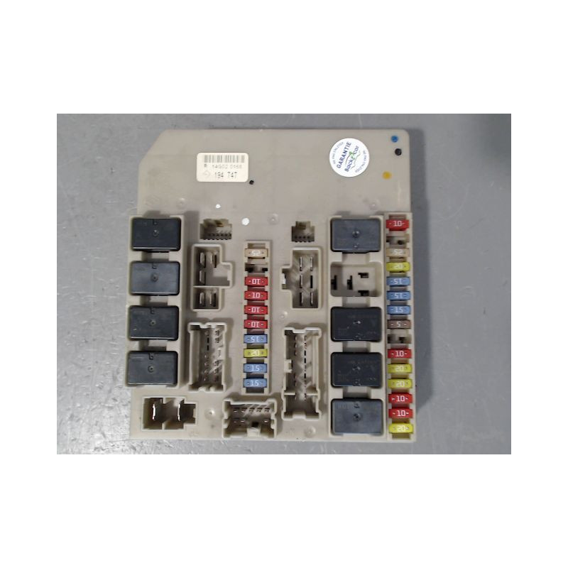 BOITE A FUSIBLES RENAULT CLIO III 2005-