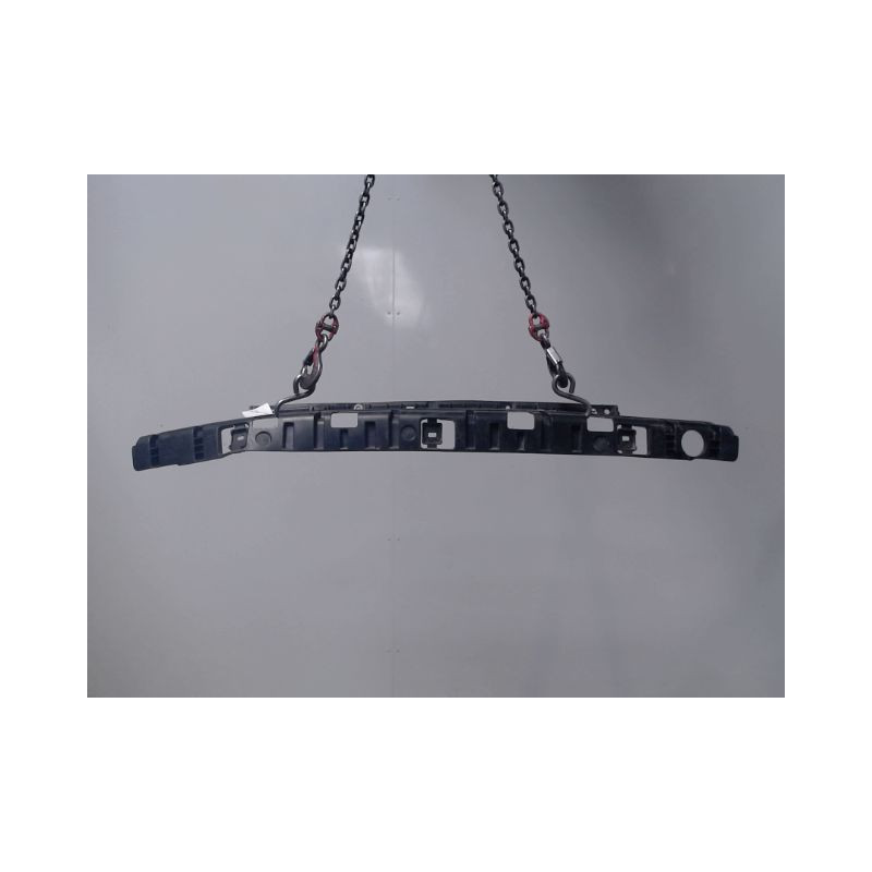 SUPPORT CENTRAL PARE-CHOC ARRIERE  PEUGEOT 2008
