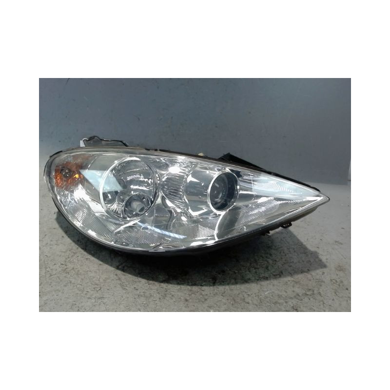 PHARE DROIT PEUGEOT 807