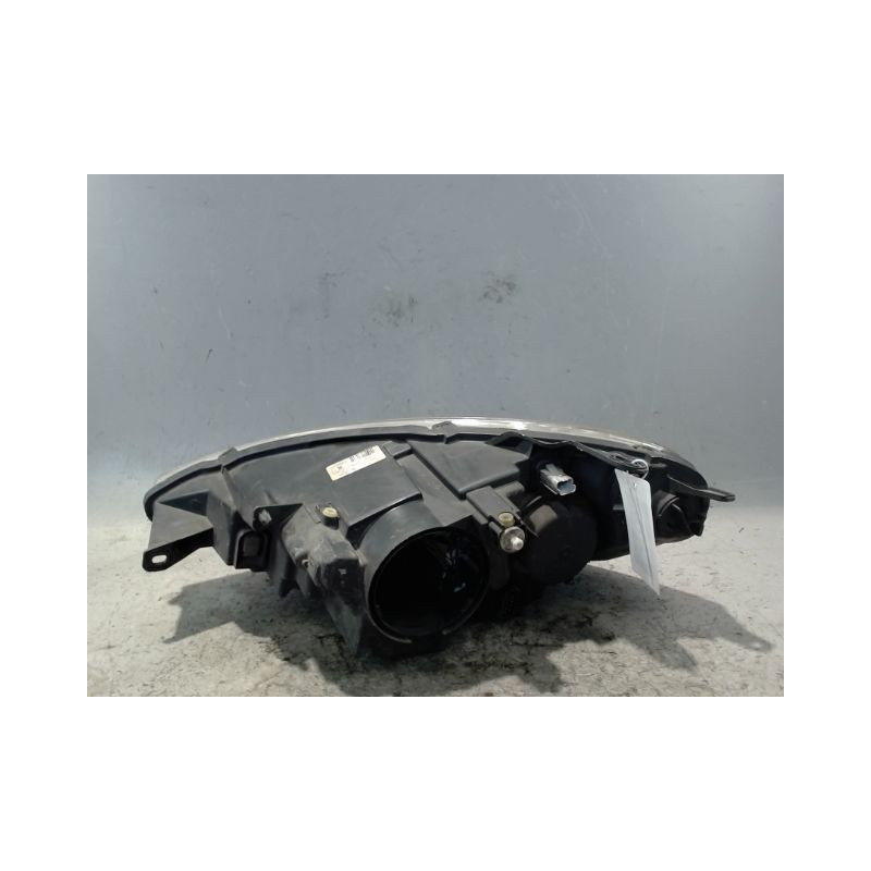 PHARE DROIT PEUGEOT 807