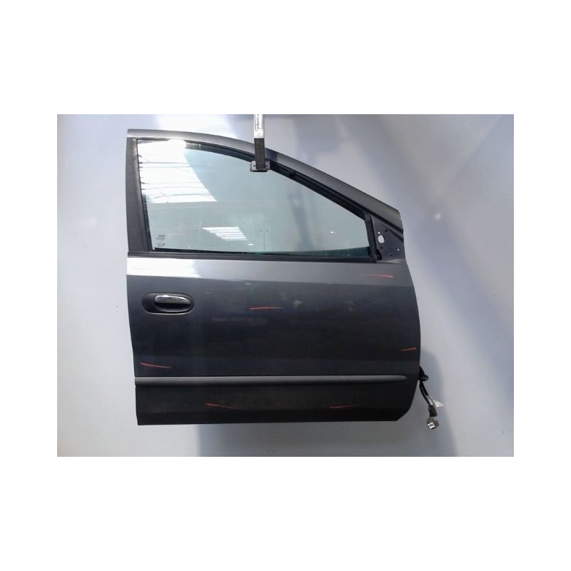 PORTE AVANT DROIT NISSAN ALMERA TINO 2003-