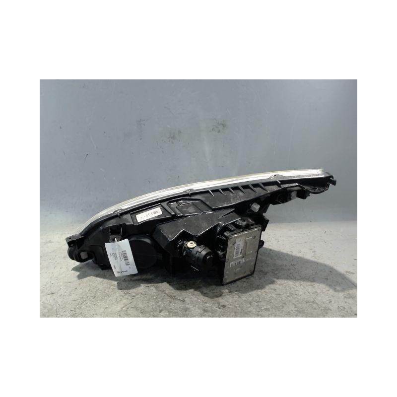 PHARE DROIT CITROEN C4 04-08