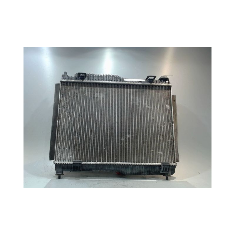 RADIATEUR FORD FIESTA