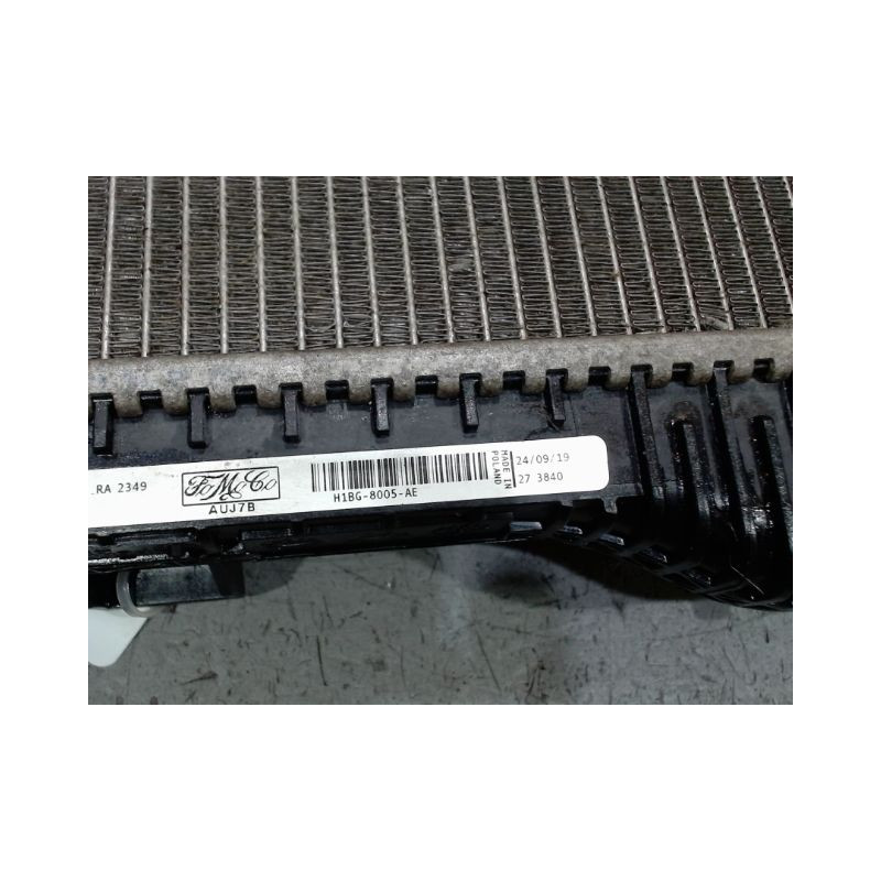 RADIATEUR FORD FIESTA