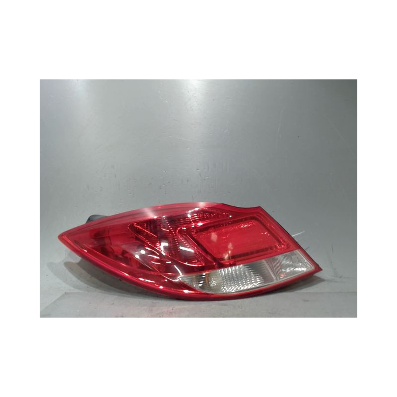 FEU ARRIERE GAUCHE  OPEL INSIGNIA