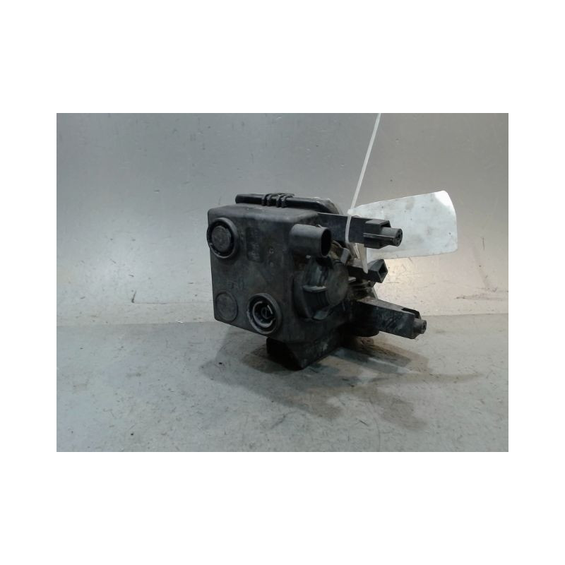 PHARE ANTIBROUILLARD AVANT DROIT OPEL ASTRA