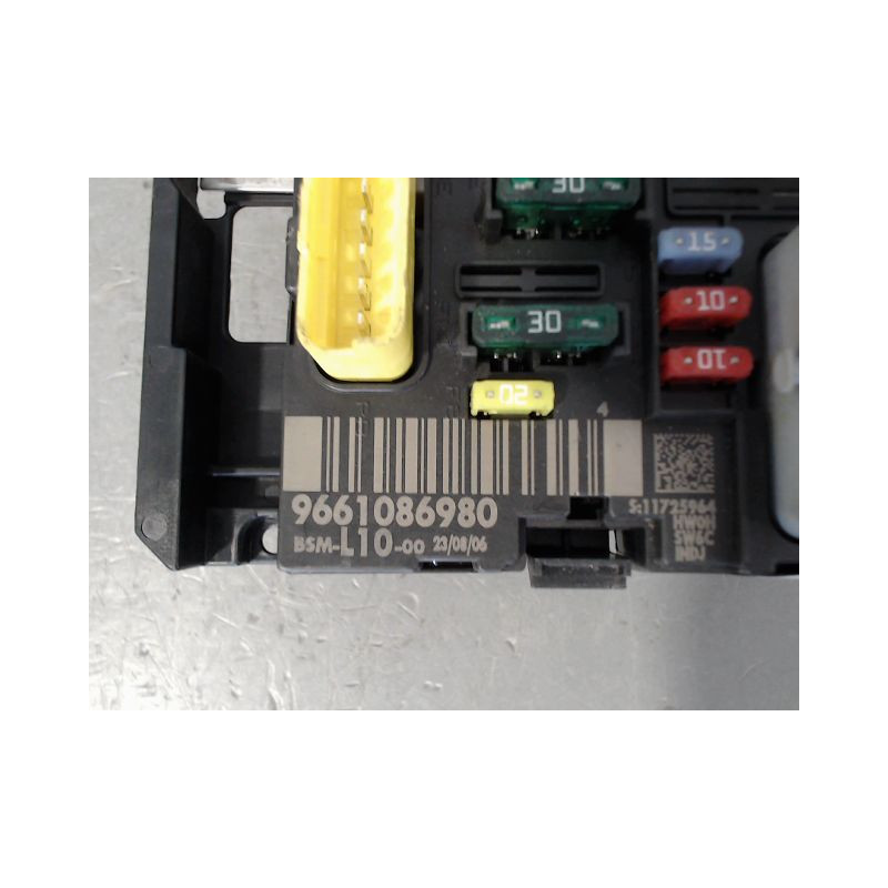 BOITE A FUSIBLES PEUGEOT 207 2006-2013