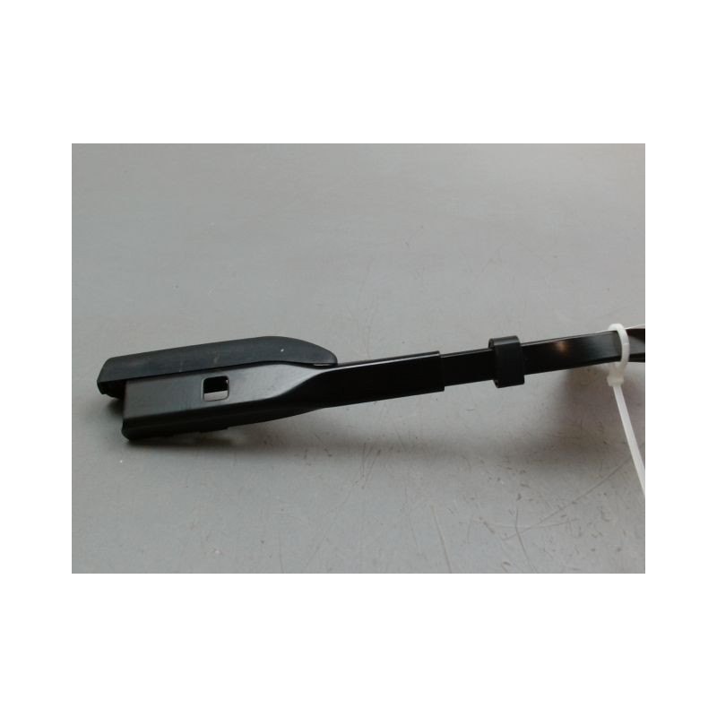 BRAS ESSUIE-GLACE AVANT DROIT PEUGEOT 308 SW 2008-