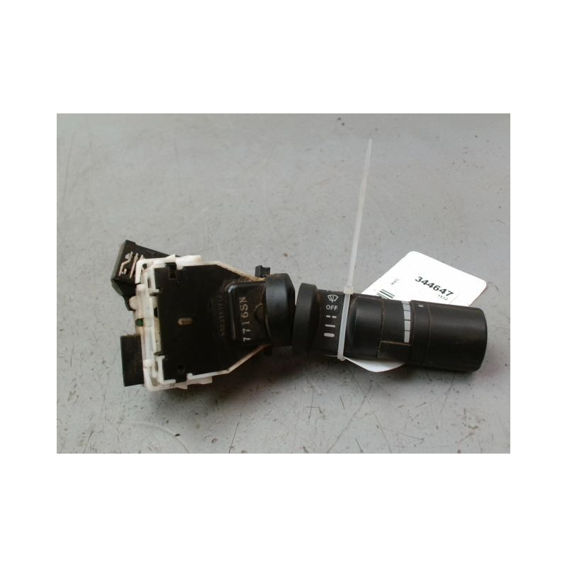 COMMANDE ESSUIE GLACE NISSAN NAVARA KING-CAB