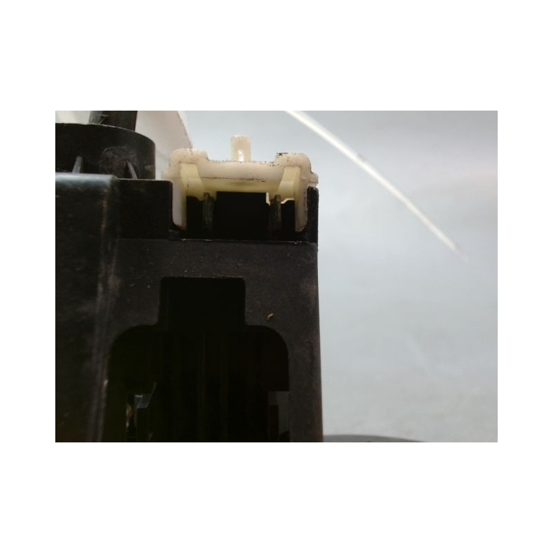 SYSTEME CONDAMNATION AVANT GAUCHE RENAULT CLIO II Phase 1 1998-2001