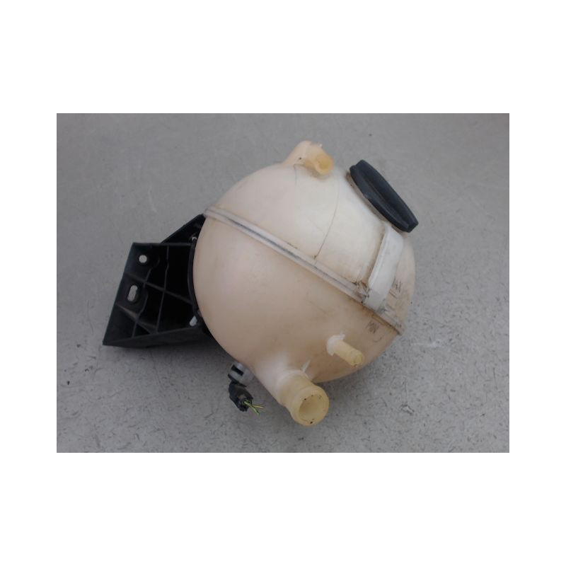 VASE EXPANSION MERCEDES VITO