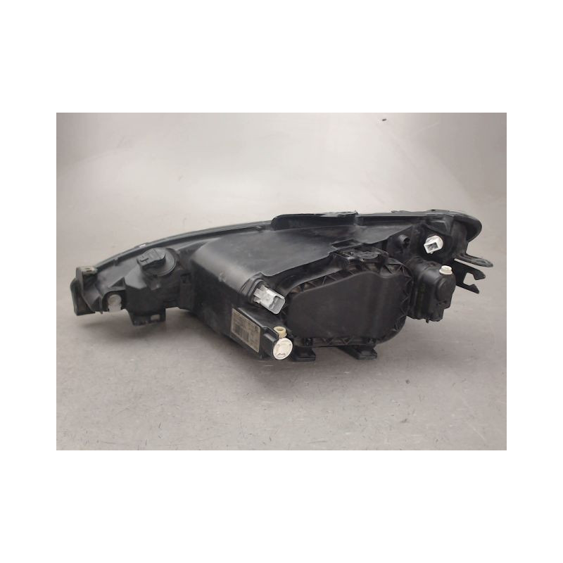 PHARE DROIT PEUGEOT 206