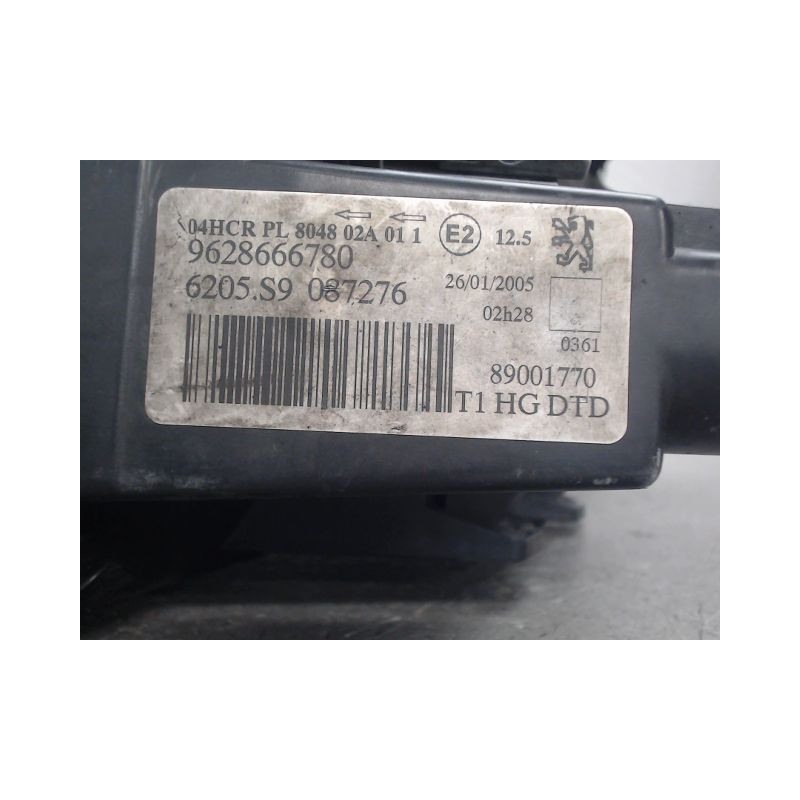 PHARE DROIT PEUGEOT 206