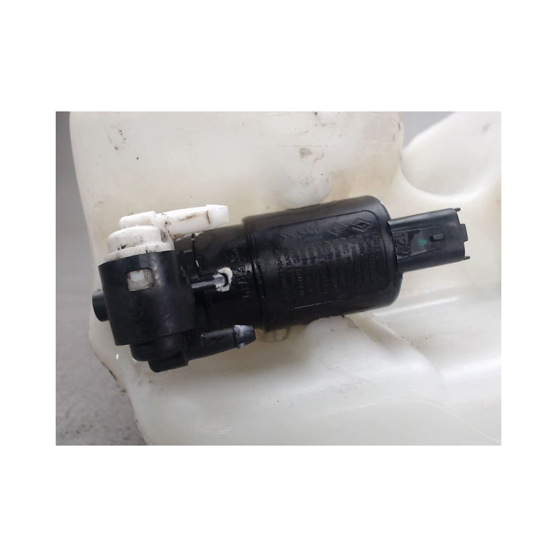 RESERVOIR LAVE-GLACE AVANT PEUGEOT PARTNER