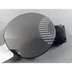 VOLET DE TRAPPE CARBURANT