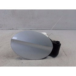 VOLET DE TRAPPE CARBURANT