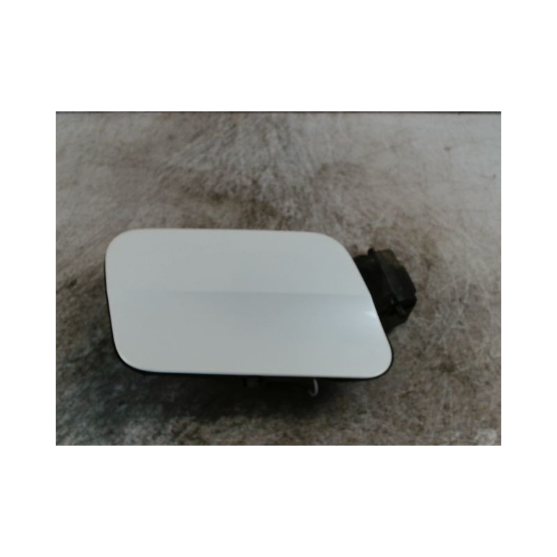 VOLET DE TRAPPE CARBURANT PEUGEOT 3008 2009-