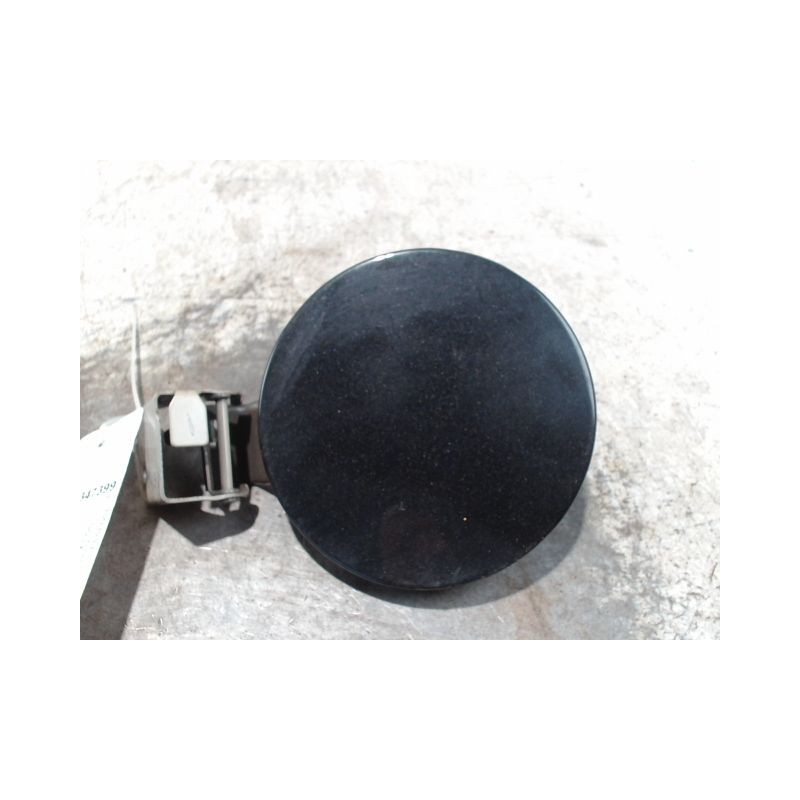 VOLET DE TRAPPE CARBURANT SUZUKI SPLASH