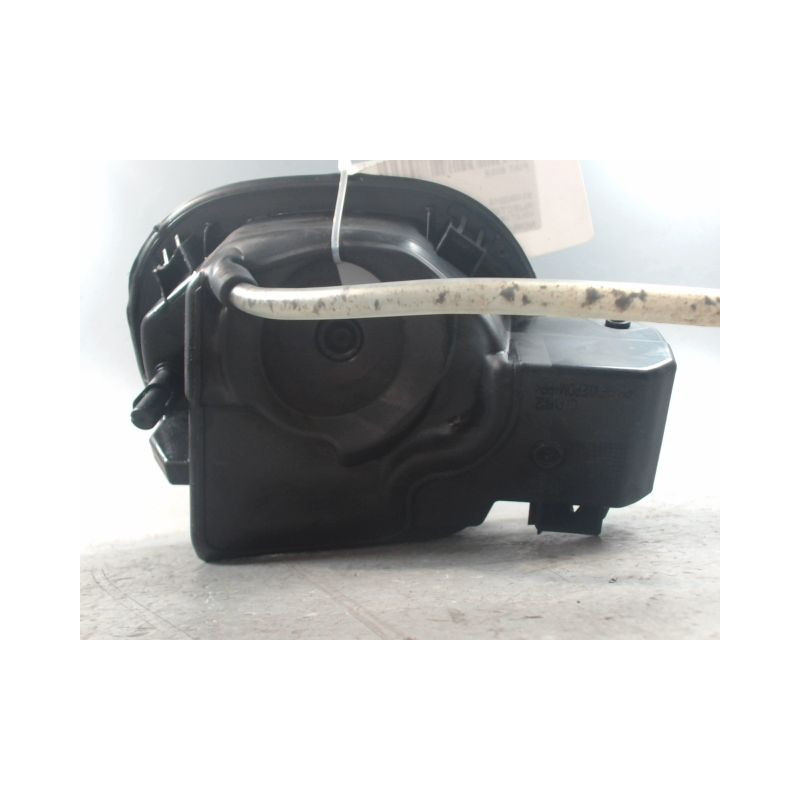 VOLET DE TRAPPE CARBURANT FIAT 500X