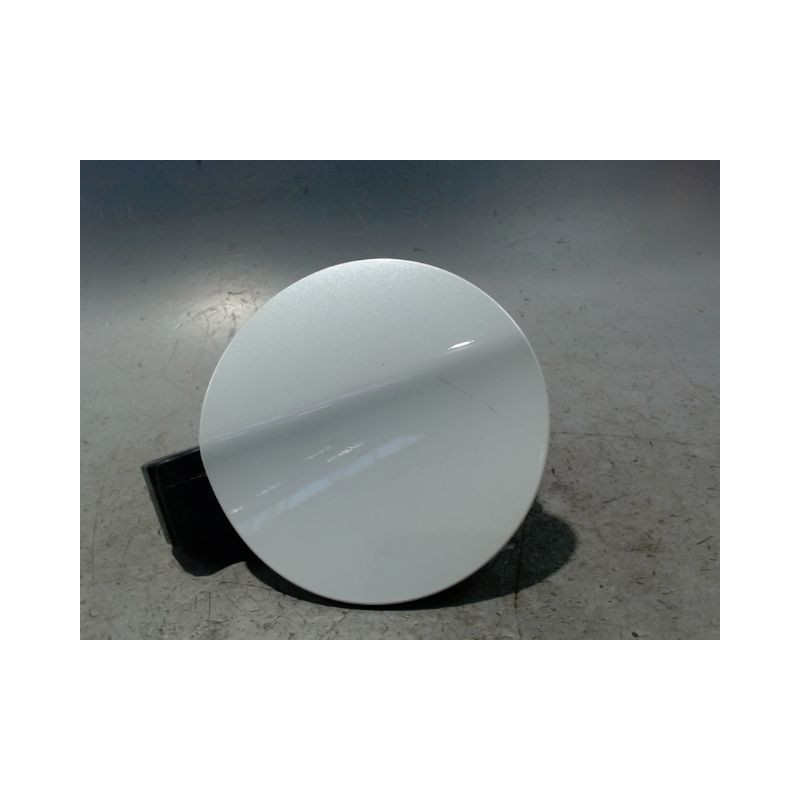 VOLET DE TRAPPE CARBURANT PEUGEOT 2008
