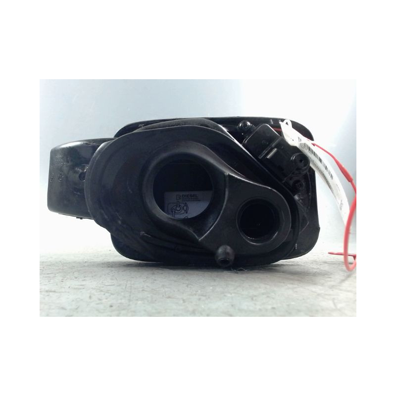 VOLET DE TRAPPE CARBURANT AUDI Q3