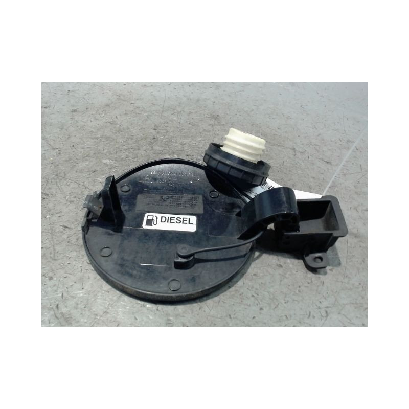 VOLET DE TRAPPE CARBURANT SSANGYONG ACTYON
